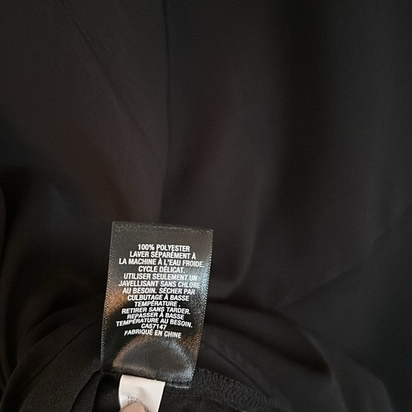 Black Short Sleeve Drop Waist Dress - Picture 4 of 4